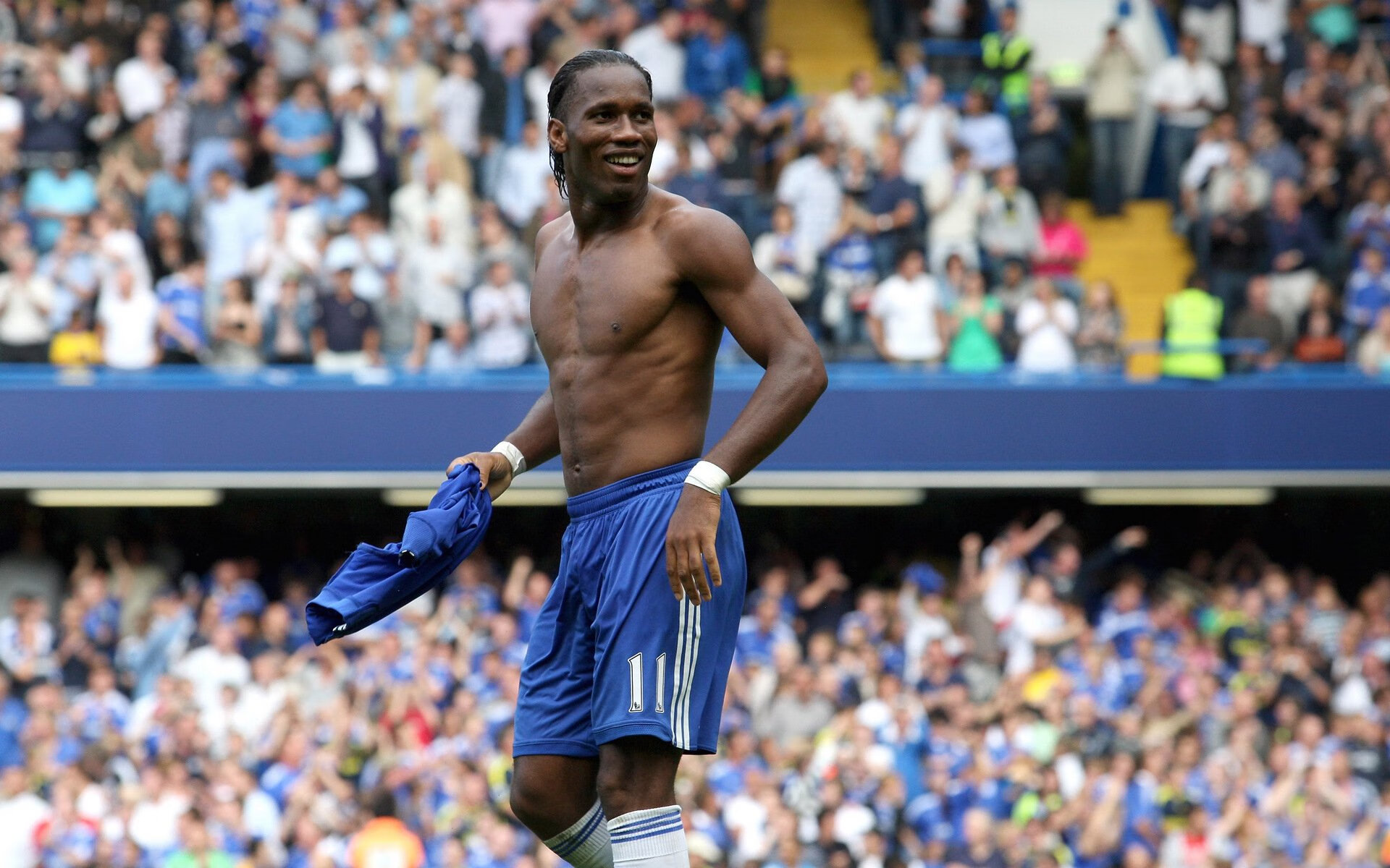 本菲卡配合流畅，几乎掌控比赛，本菲卡出品